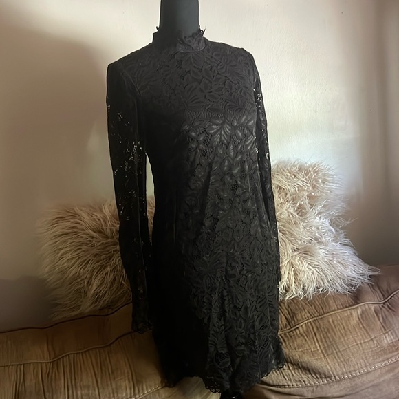 H&M | Dresses | Hm Black Floral Knit Pattern Size S | Poshmark